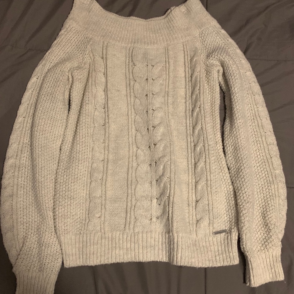 Abercombie knit sweater